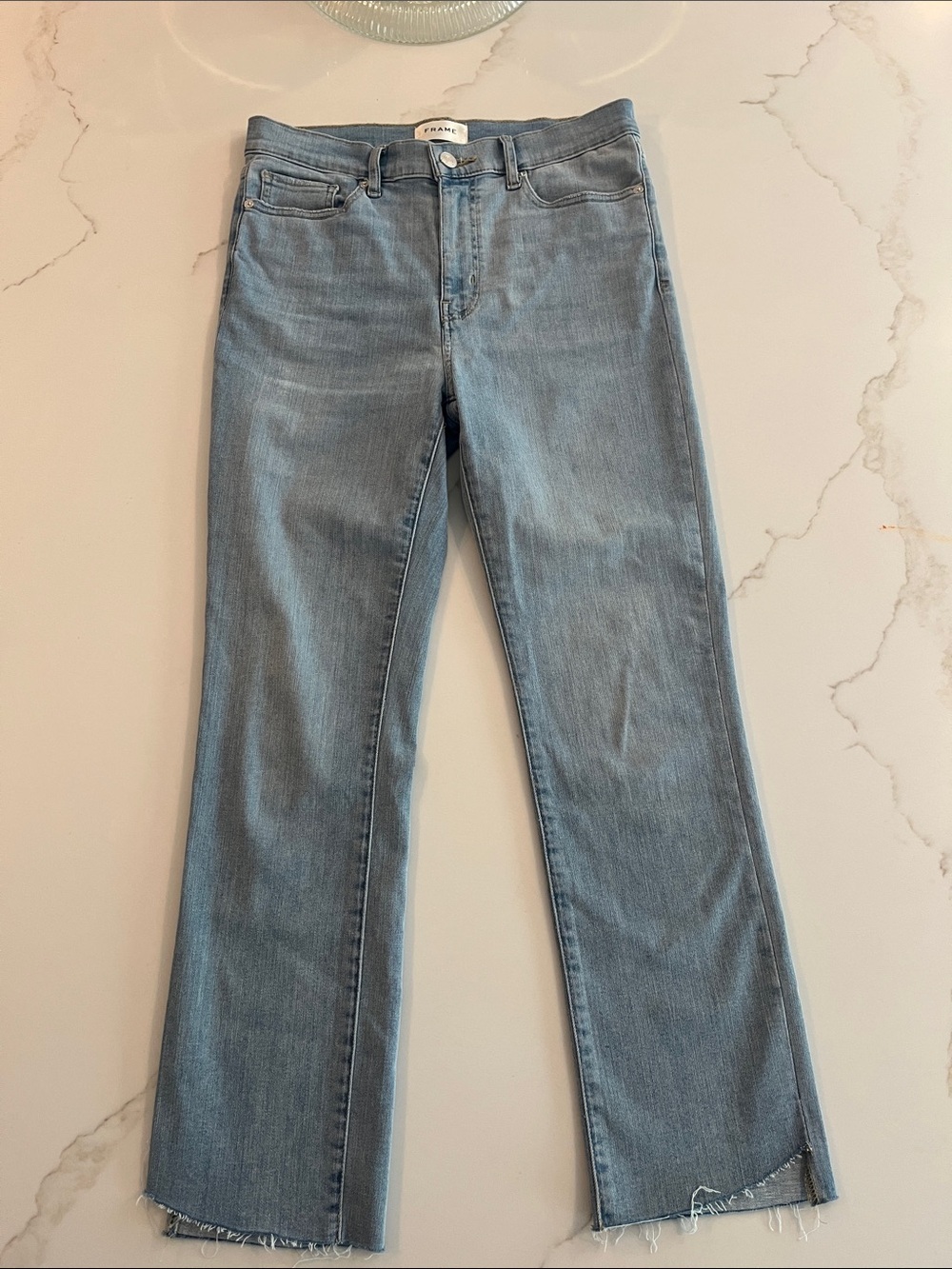 Frame Denim Le High Straight Crop Raw Cascade Hem Jeans in Light Wash 28 - Picture 3 of 14
